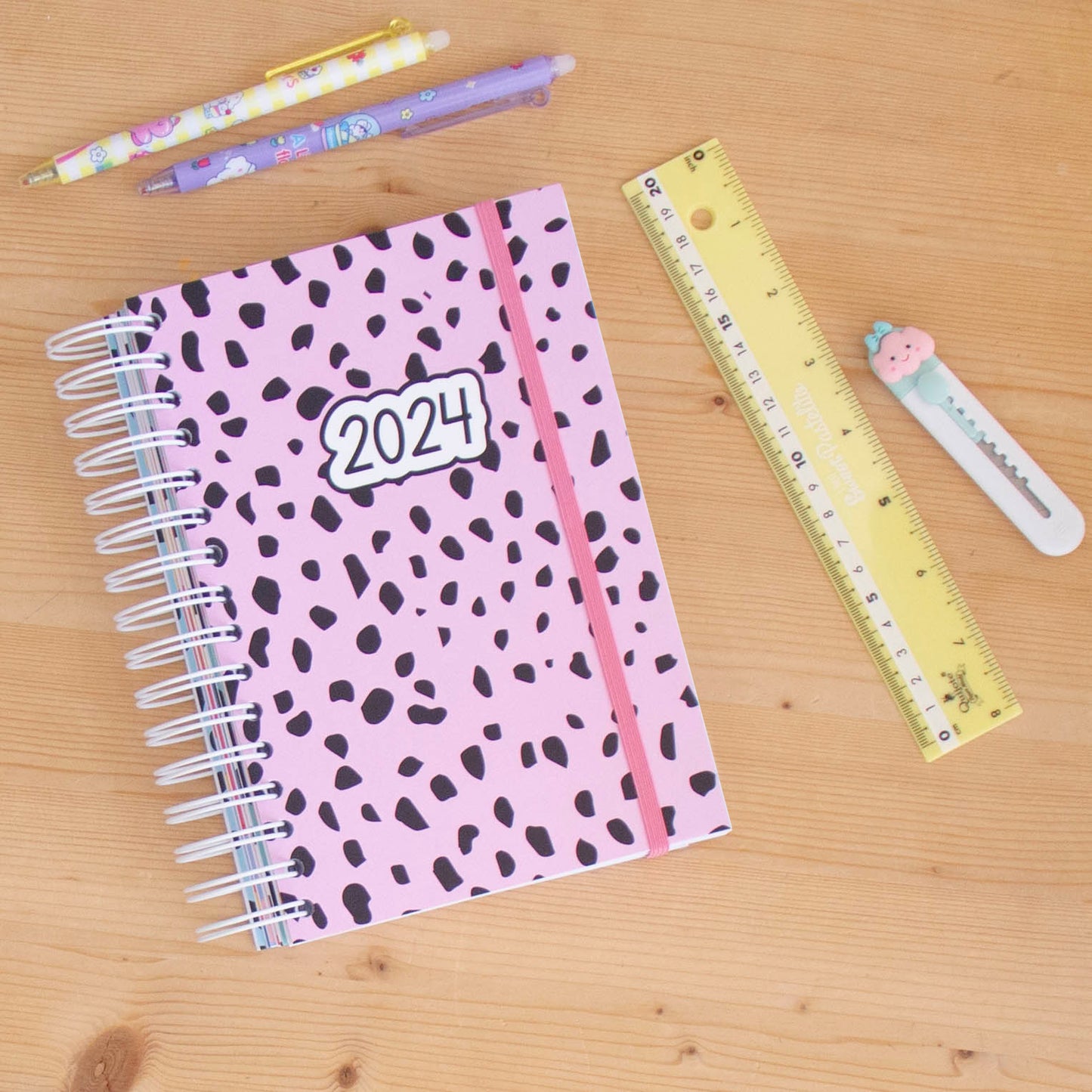 Agenda A5 Semanal 2024 Capa Dura CANDY PINK