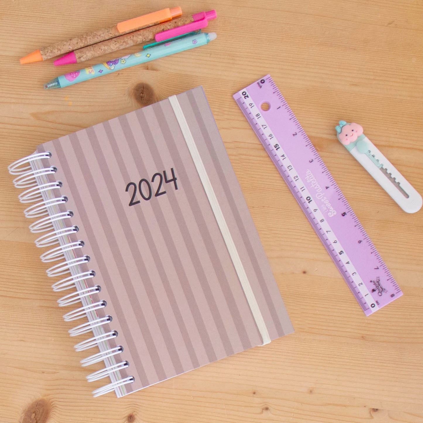 Agenda A5 Semanal 2024 Capa Dura CLASSIC BROWN