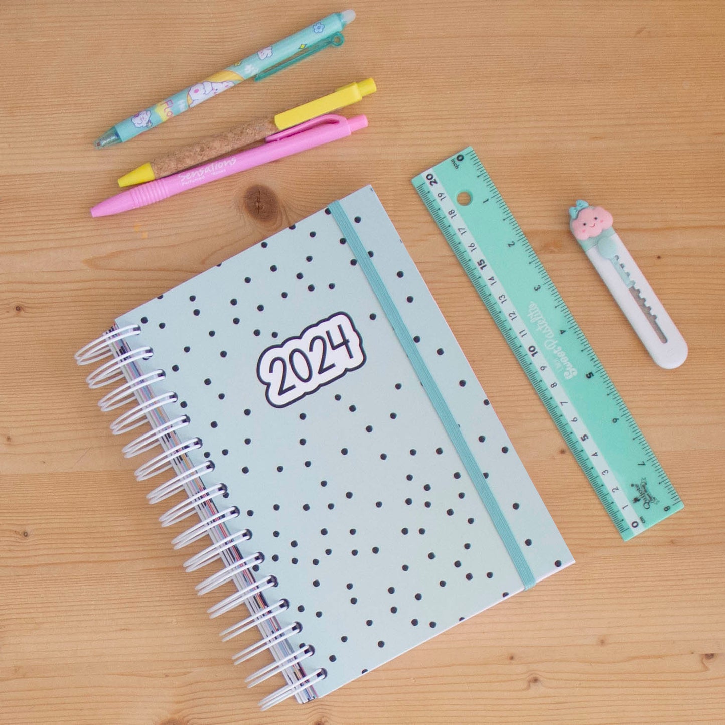 Agenda A5 Semanal 2024 Capa Dura MINT DOTS