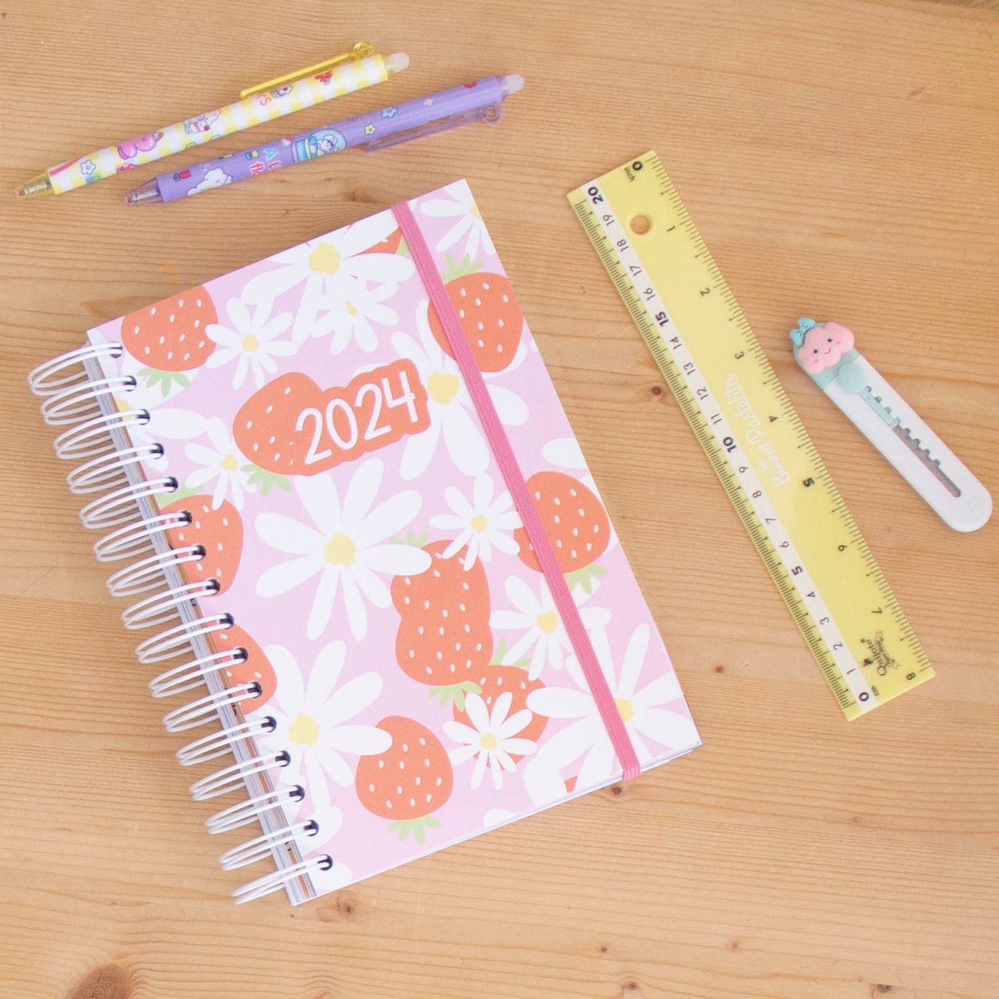 Agenda A5 Semanal 2024 Capa Dura STRAWBERRY