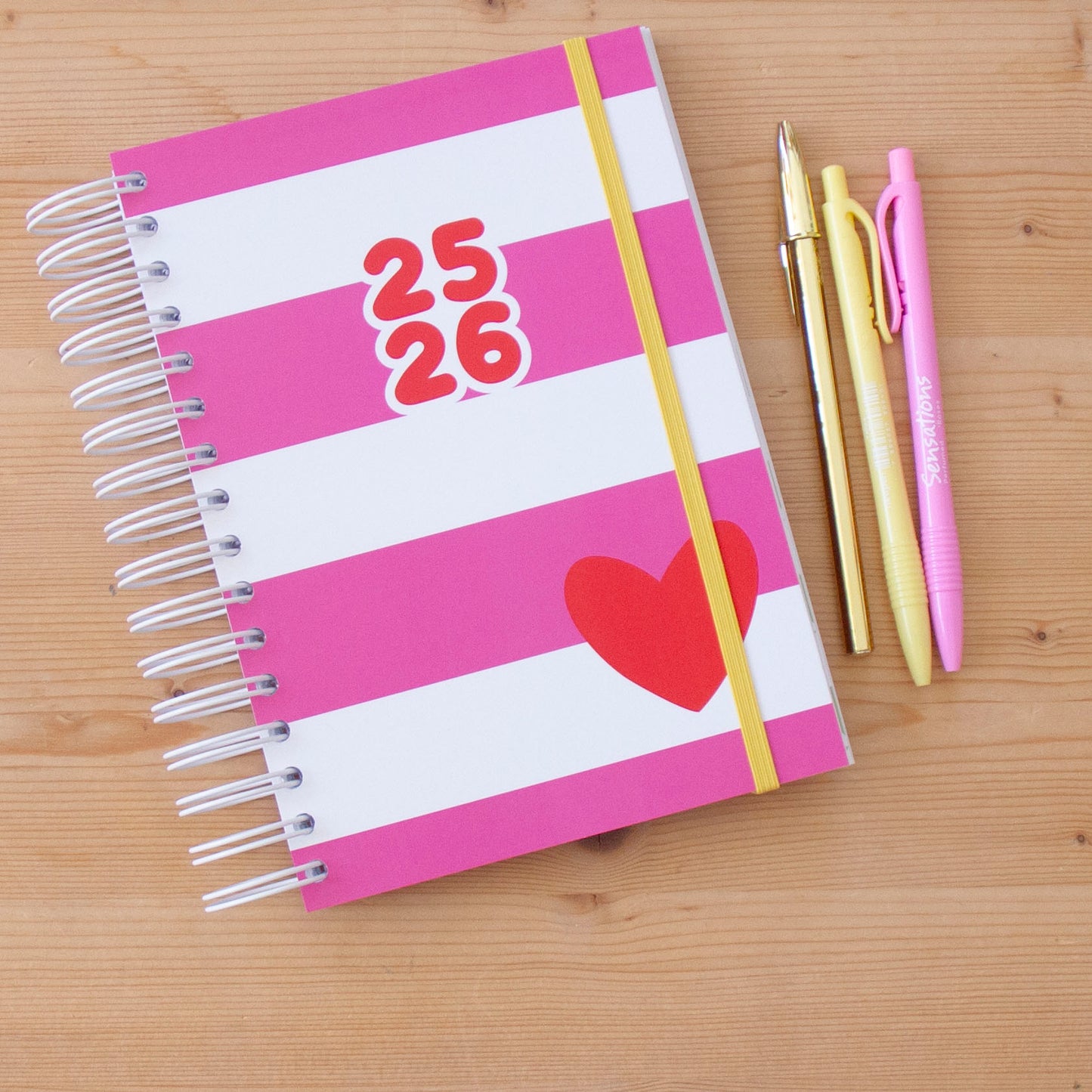 Agenda A5 Semanal 2025/2026 Capa Dura RED HEART