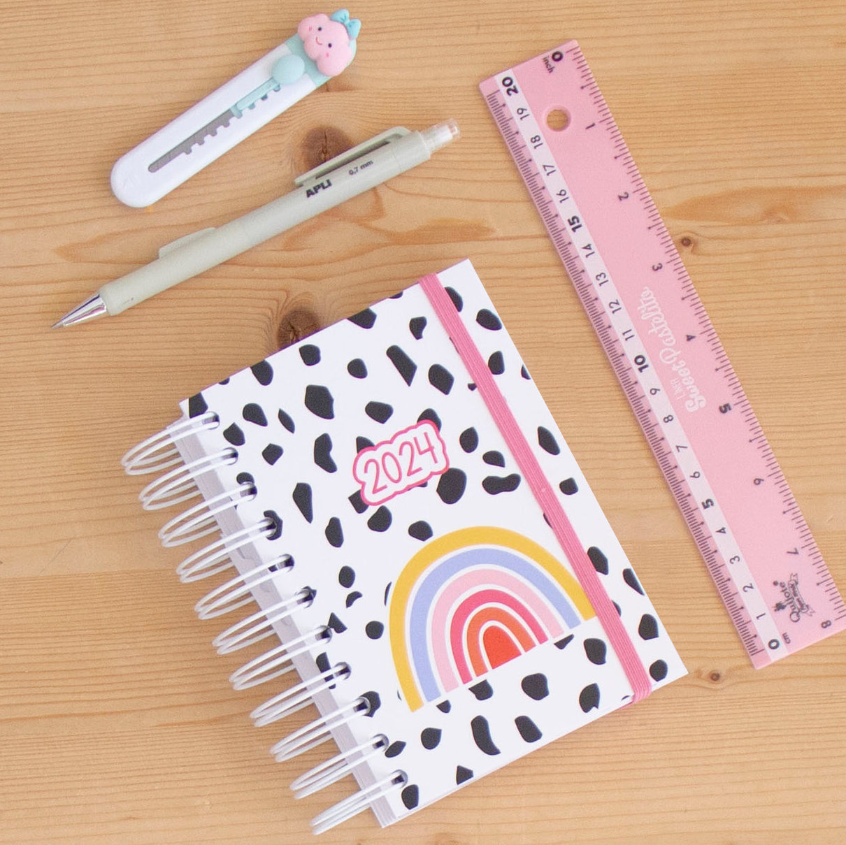 Agenda A6 Semanal 2024 Capa Dura CANDY RAINBOW