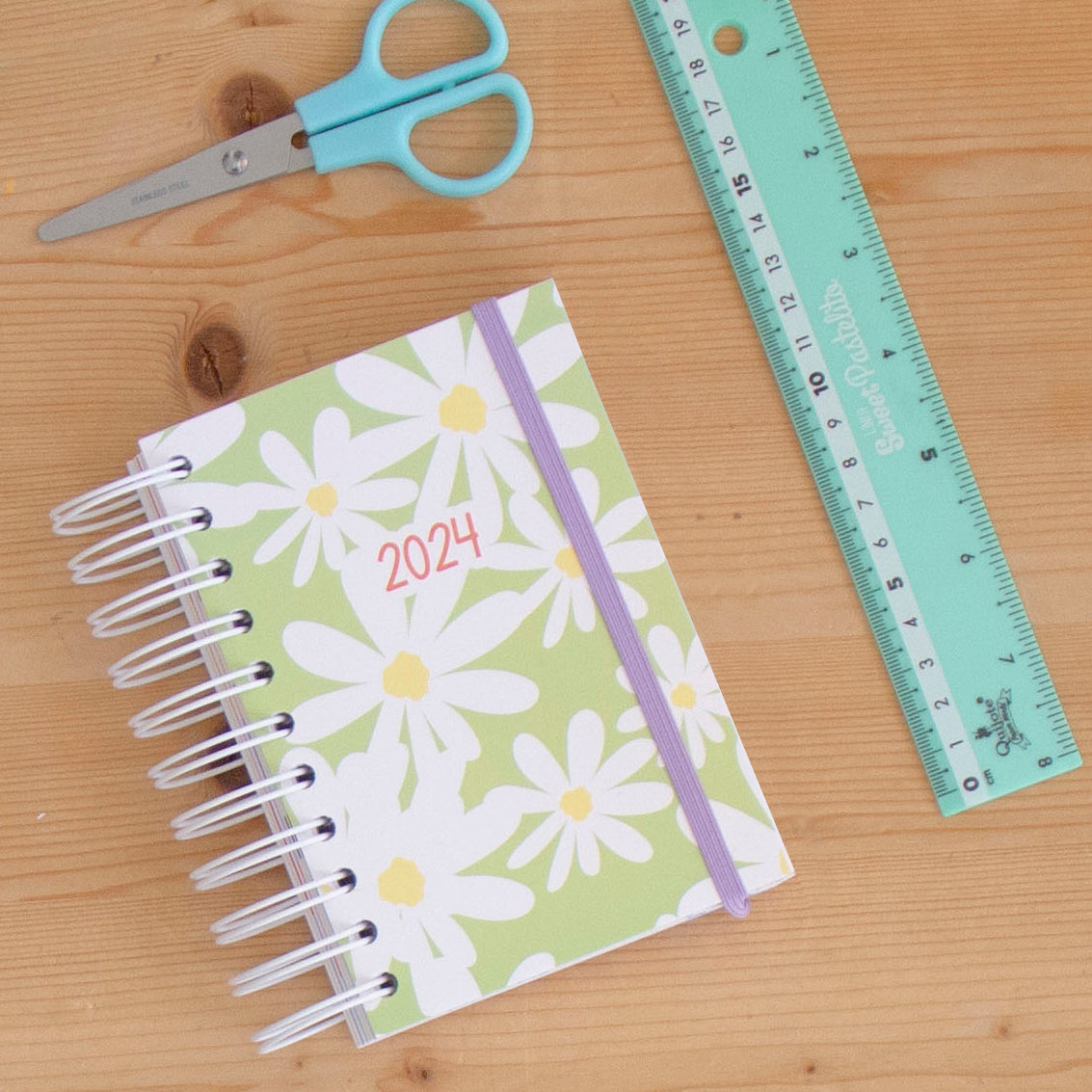 Agenda A6 Semanal 2024 Capa Dura SWEET FLOWERS