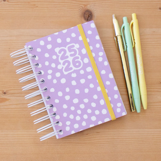 Agenda A6 Semanal 2025/2026 Capa Dura DOTS LAVANDA