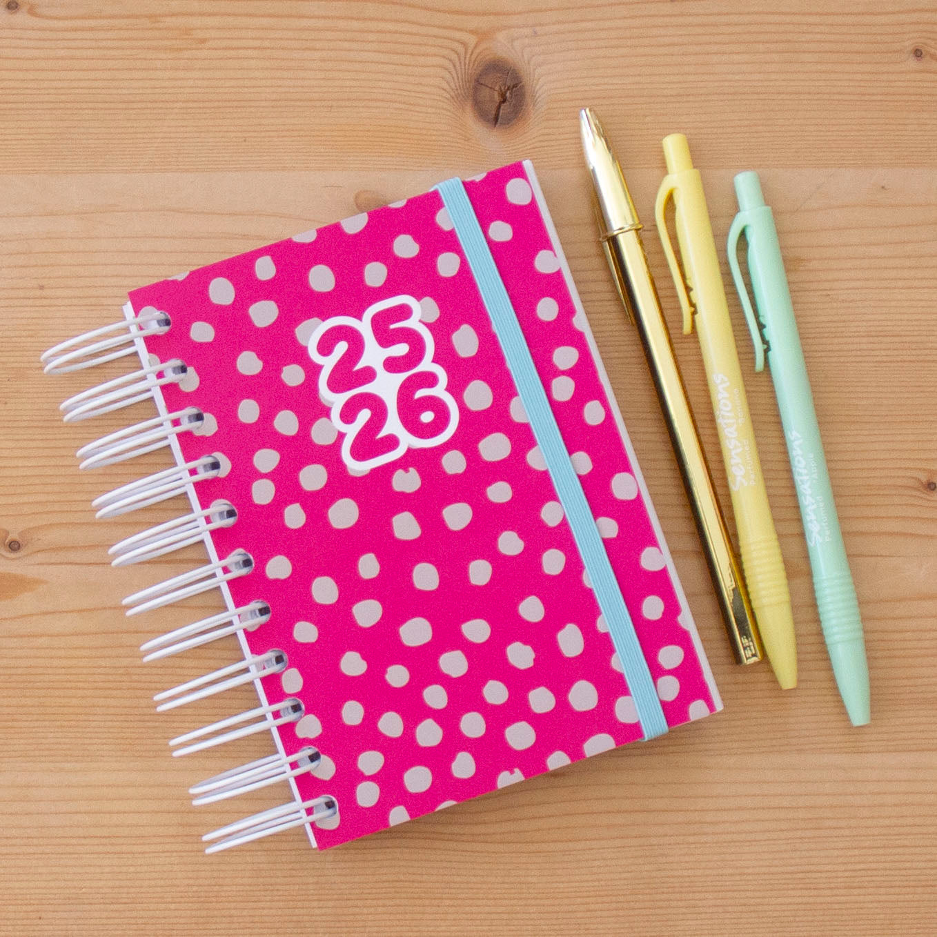 PRÉ-VENDA Agenda A6 Diária 2025/2026 Capa Dura DOTS PINK