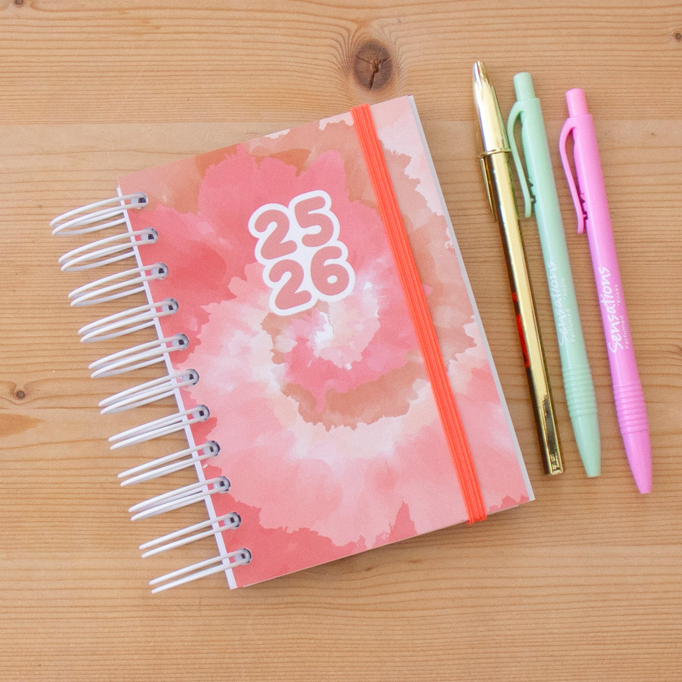 Agenda A6 Semanal 2025/2026 Capa Dura TIE DYE