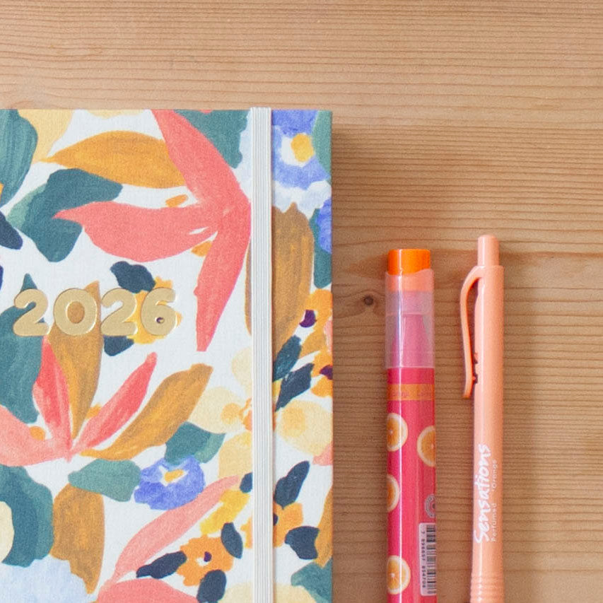 PRÉ-VENDA Agenda A5 Diária 2026 Tecido 1013