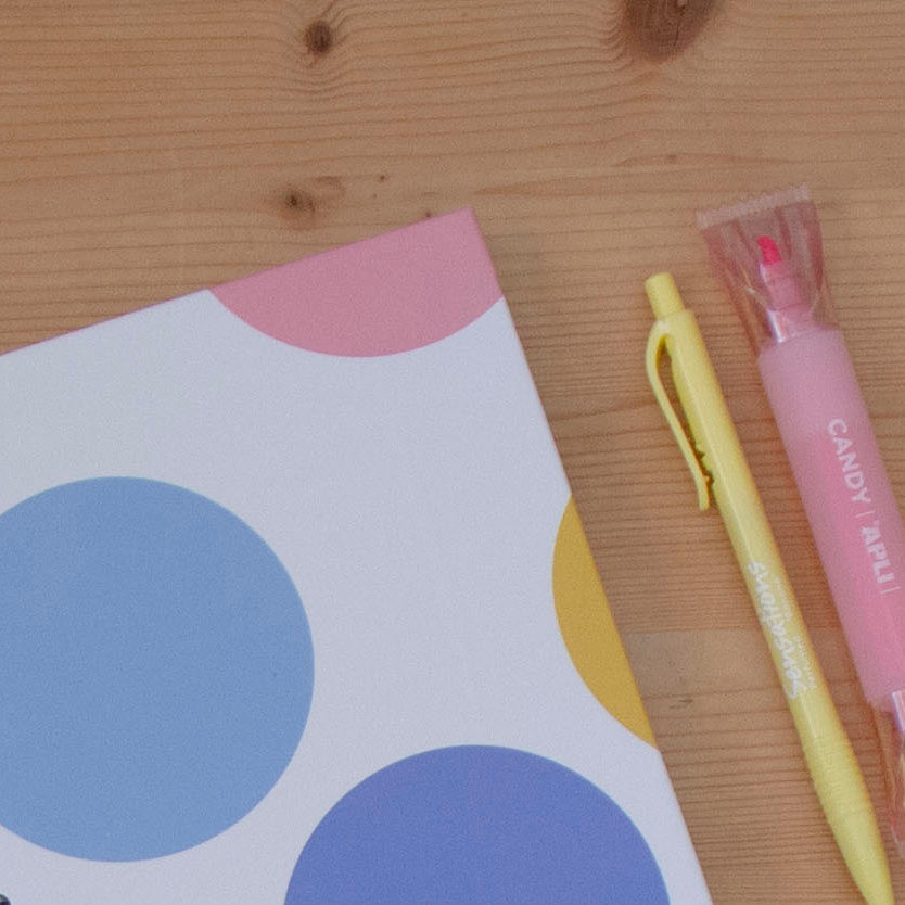 Caderno A4 Capa Dura Pautado BIG DOTS