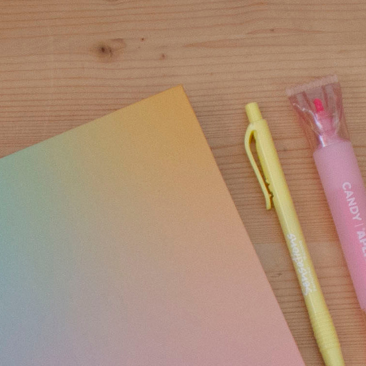 Caderno A4 Capa Dura Pautado RAINBOW
