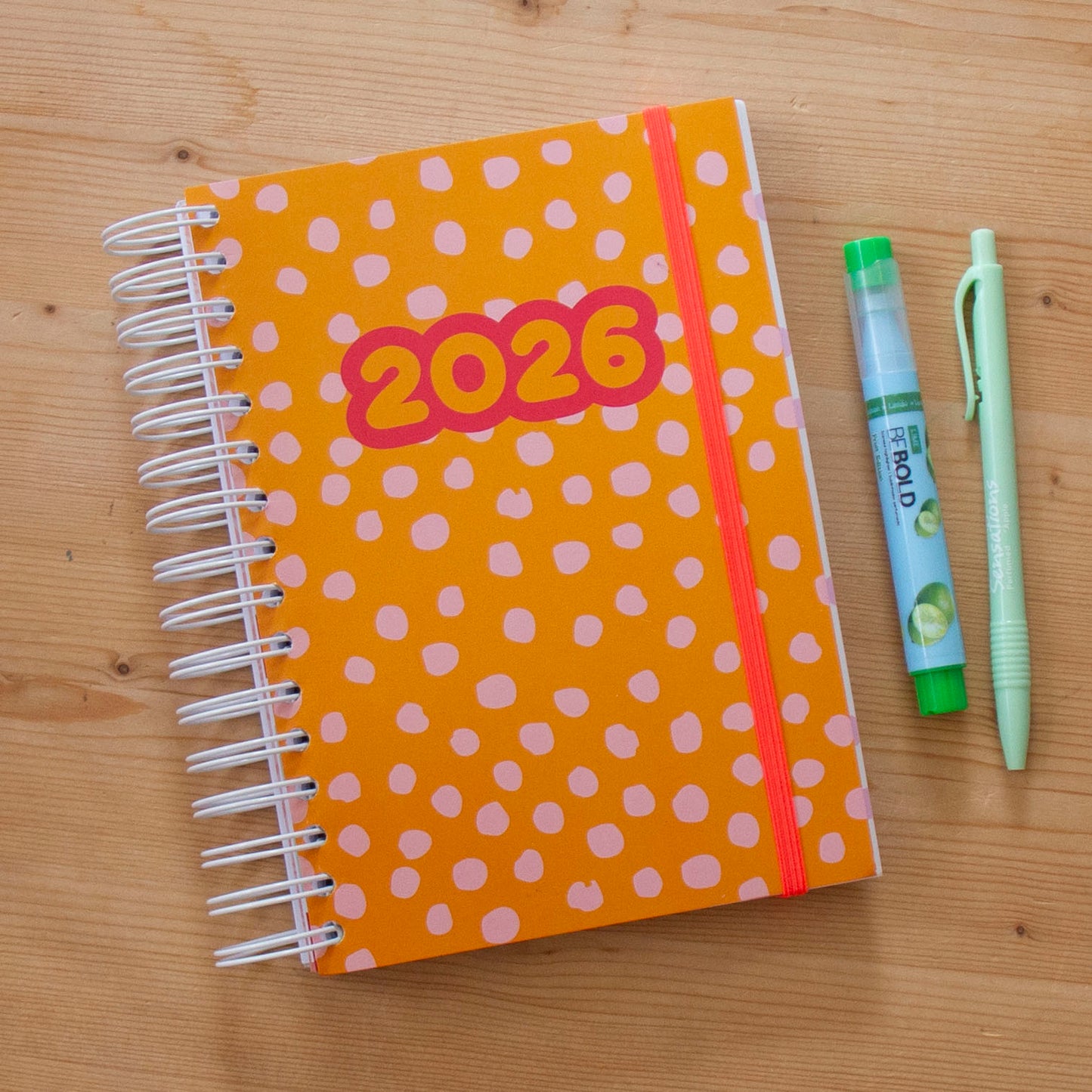 PRÉ-VENDA Agenda A5 Semanal 2026 Capa Dura DOTS ORANGE