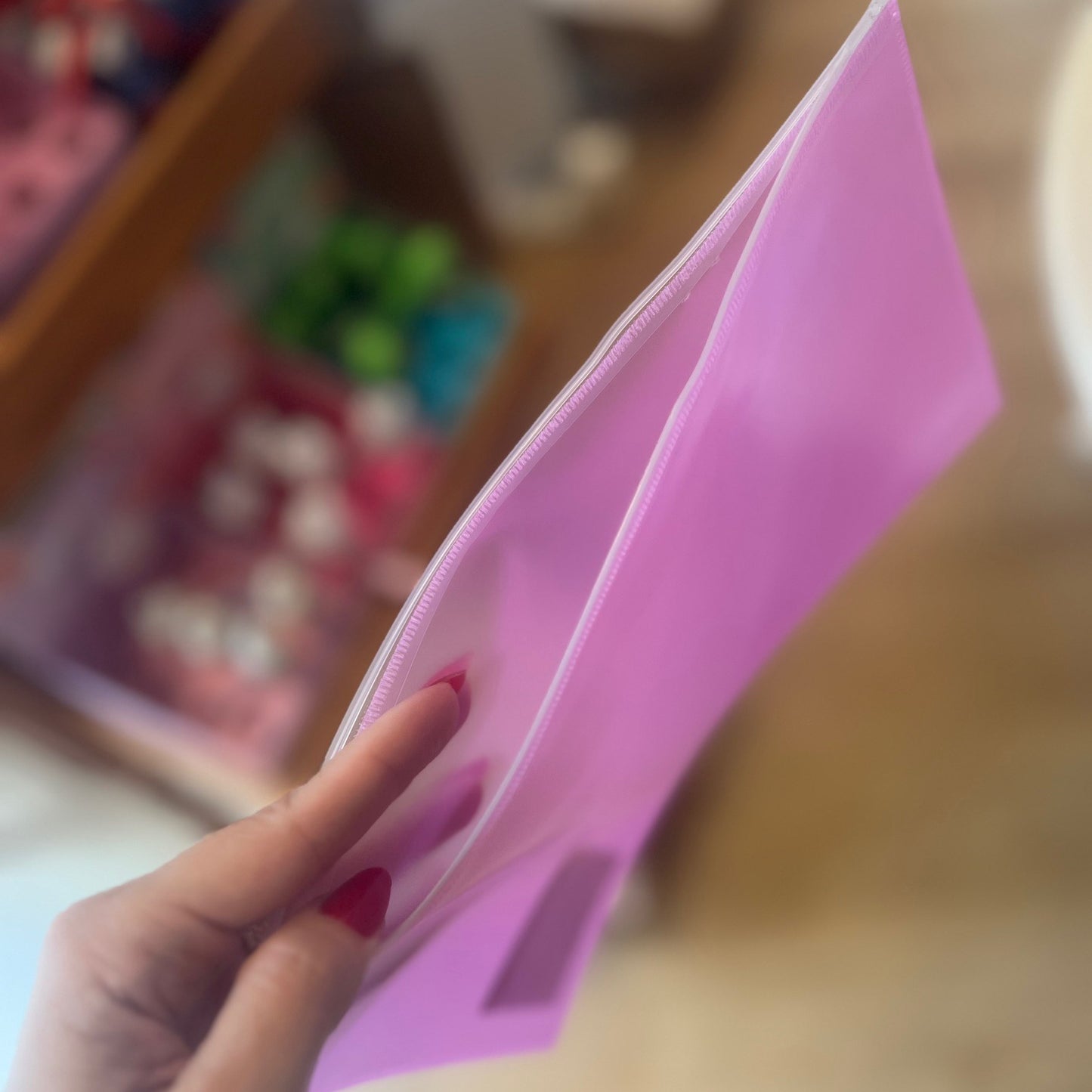 Bolsa Envelope B5 com fecho ROSA