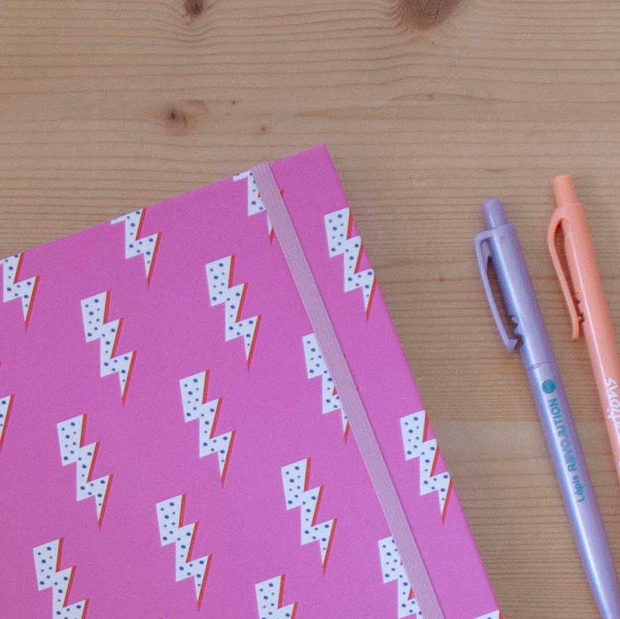 Caderno 17 x 24,5 cm (pautado) FLASH