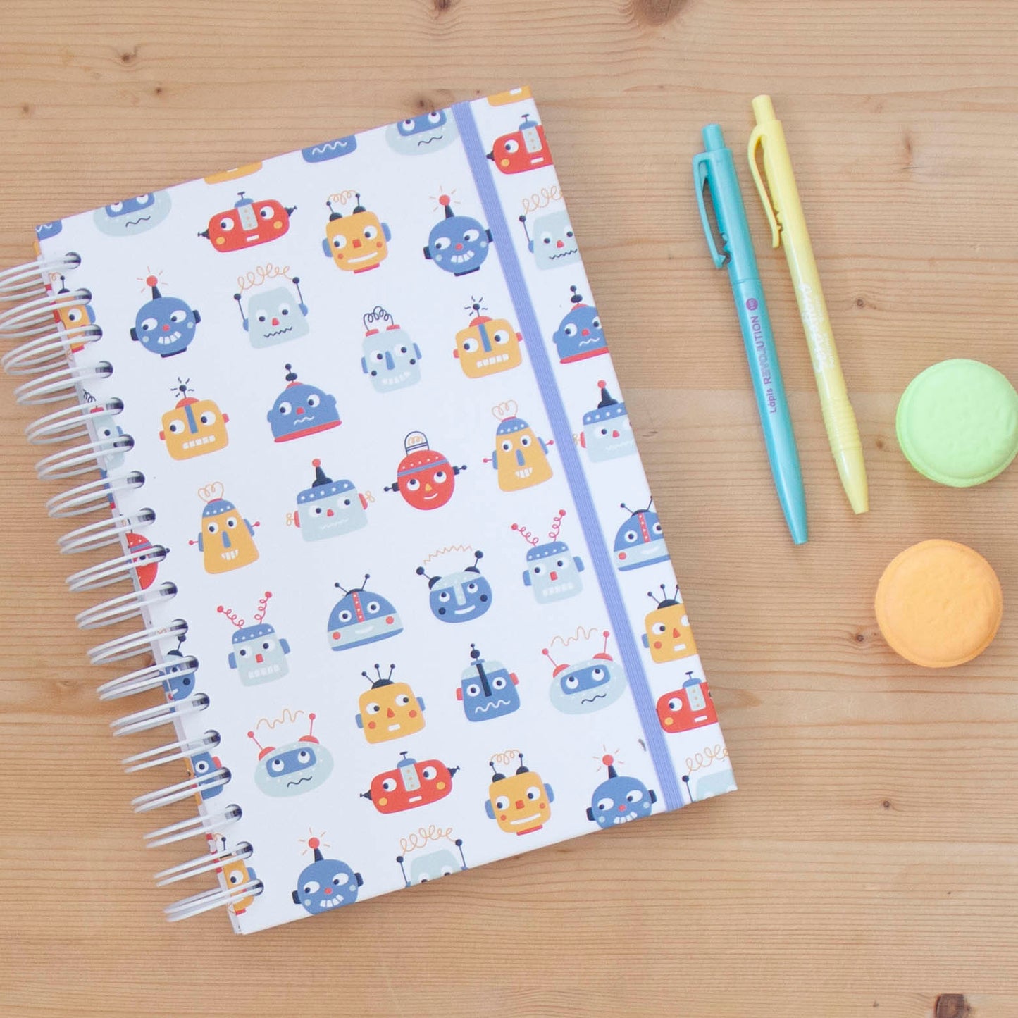 Caderno 17 x 24,5 cm (liso) MANINHO