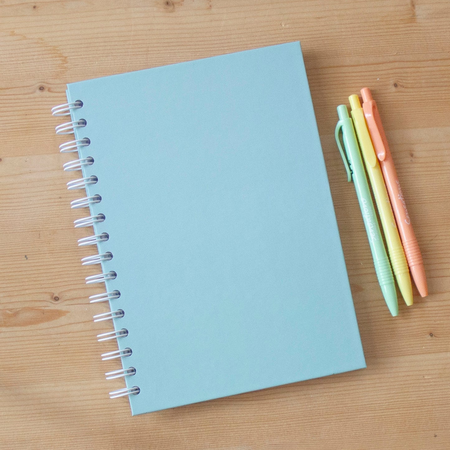 Caderno A5 Capa Dura Pautado (100 FL) MINT