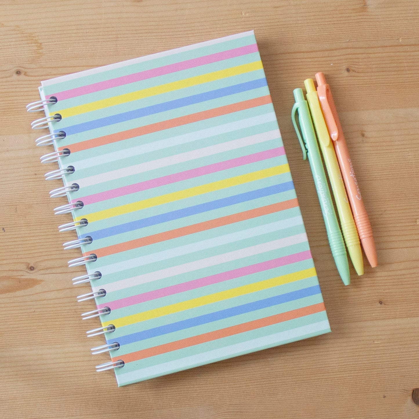 Caderno A5 Capa Dura Pautado (100 FL) PASTEL STRIPES
