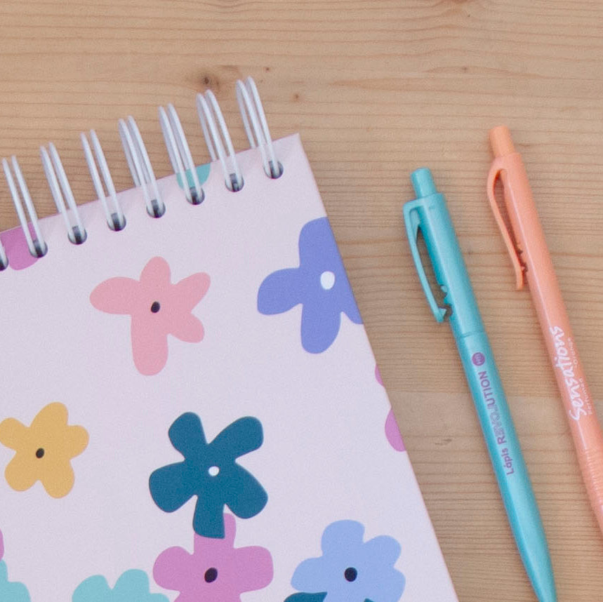 Caderno A5 Argolas Topo Capa Dura RITA