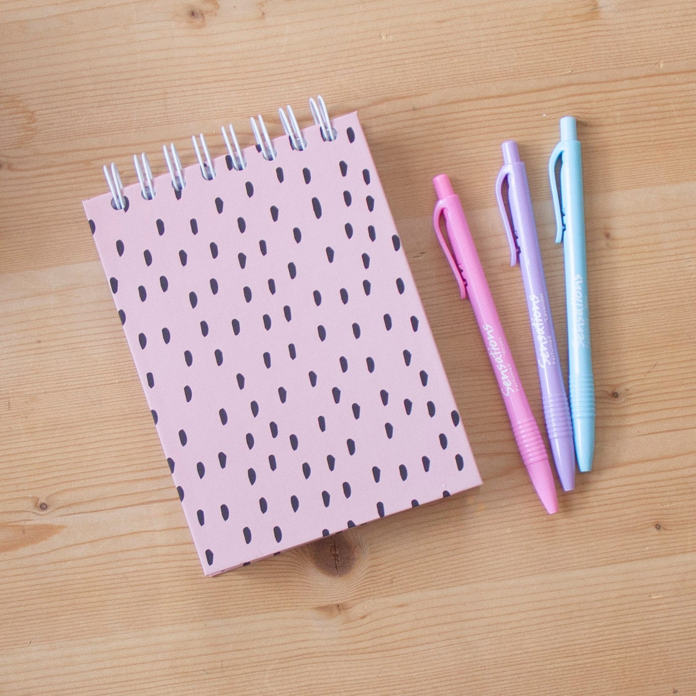Caderno A6 Argolas Topo Capa Dura CLASSIC PINK