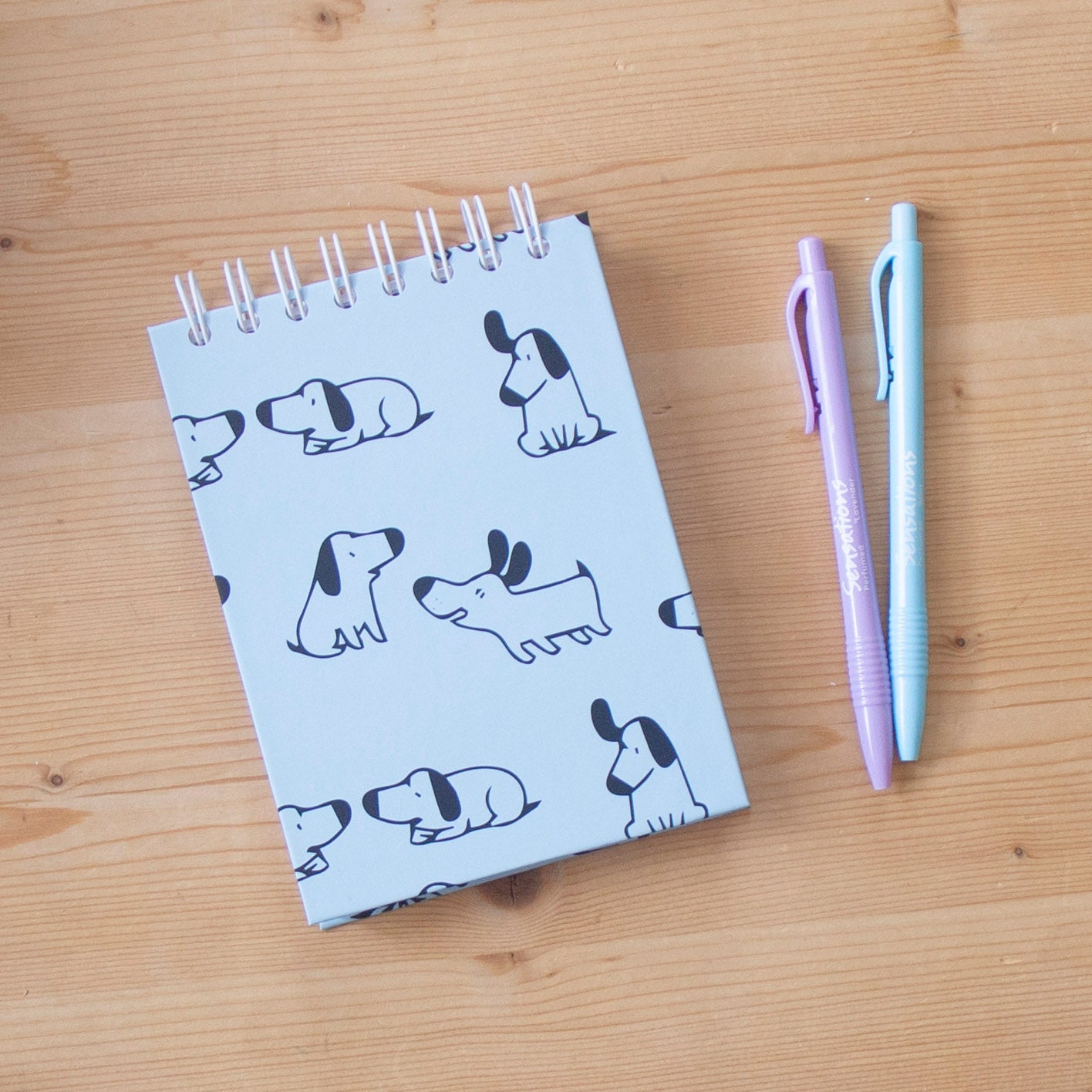 Caderno A6 Argolas Topo Capa Dura DOGS