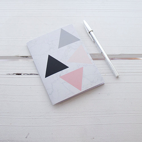 Caderno Agrafado A6 PAUTADO Marble Triangles