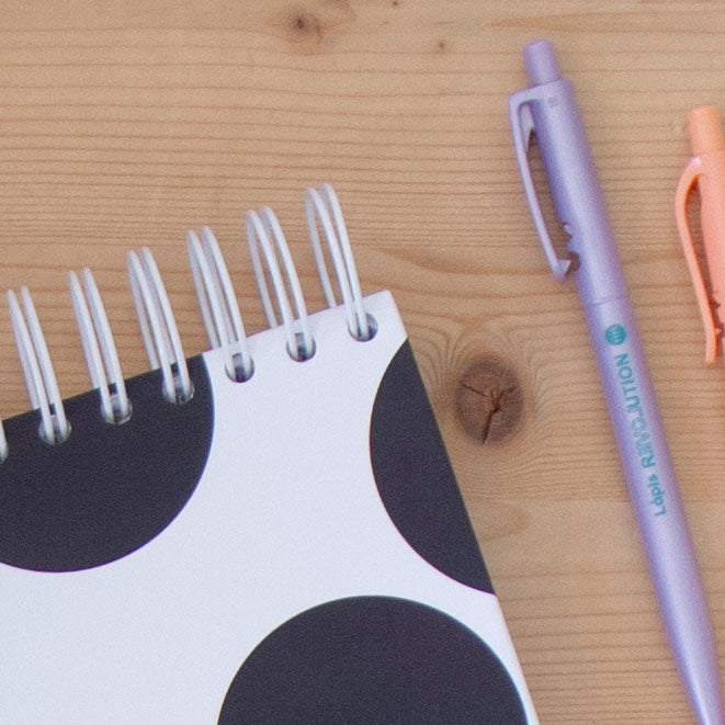 Caderno A6 Argolas Topo Capa Dura BIG DOTS BLACK