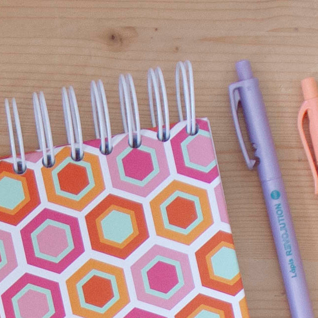 Caderno A6 Argolas Topo Capa Dura FAVO DE MEL