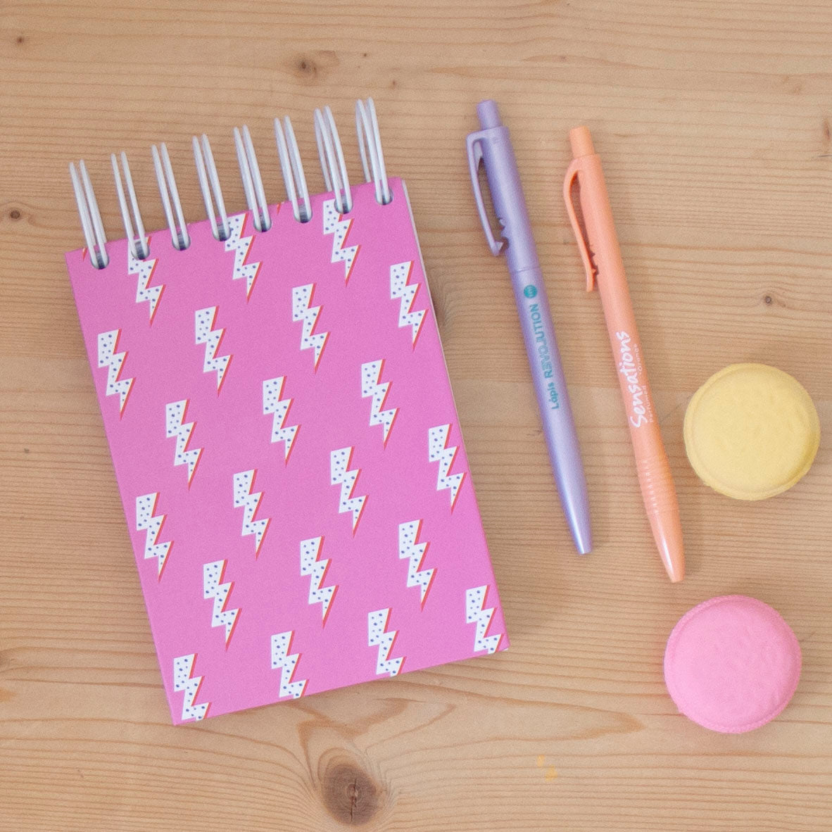 Caderno A6 Argolas Topo Capa Dura FLASH