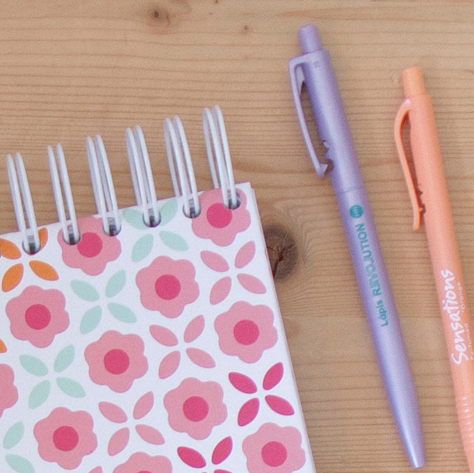 Caderno A6 Argolas Topo Capa Dura FLOWERS