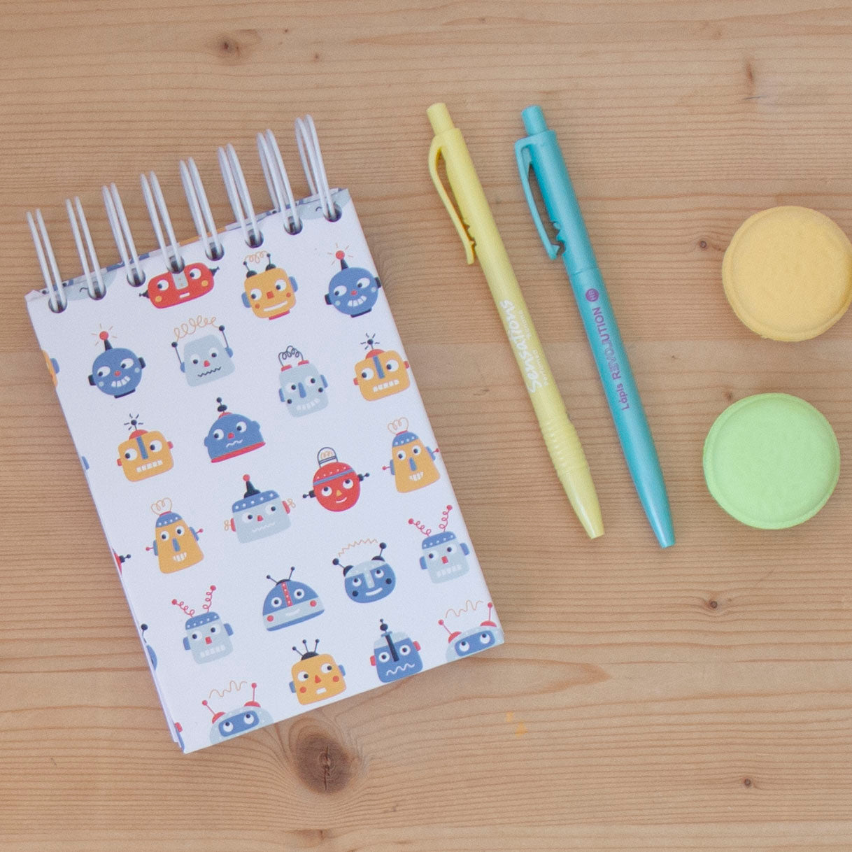 Caderno A6 Argolas Topo Capa Dura MANINHO