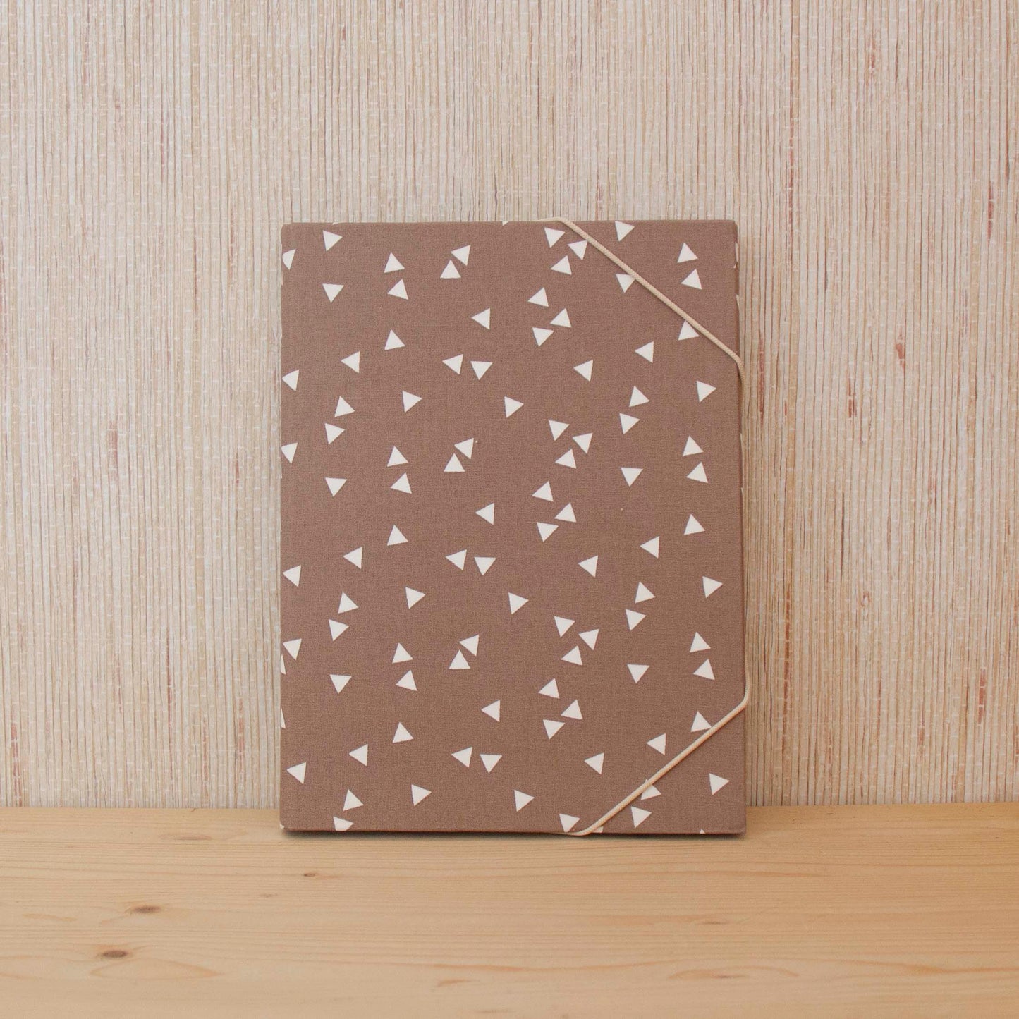 Porta Documentos A5 Tecido Triangles Brown