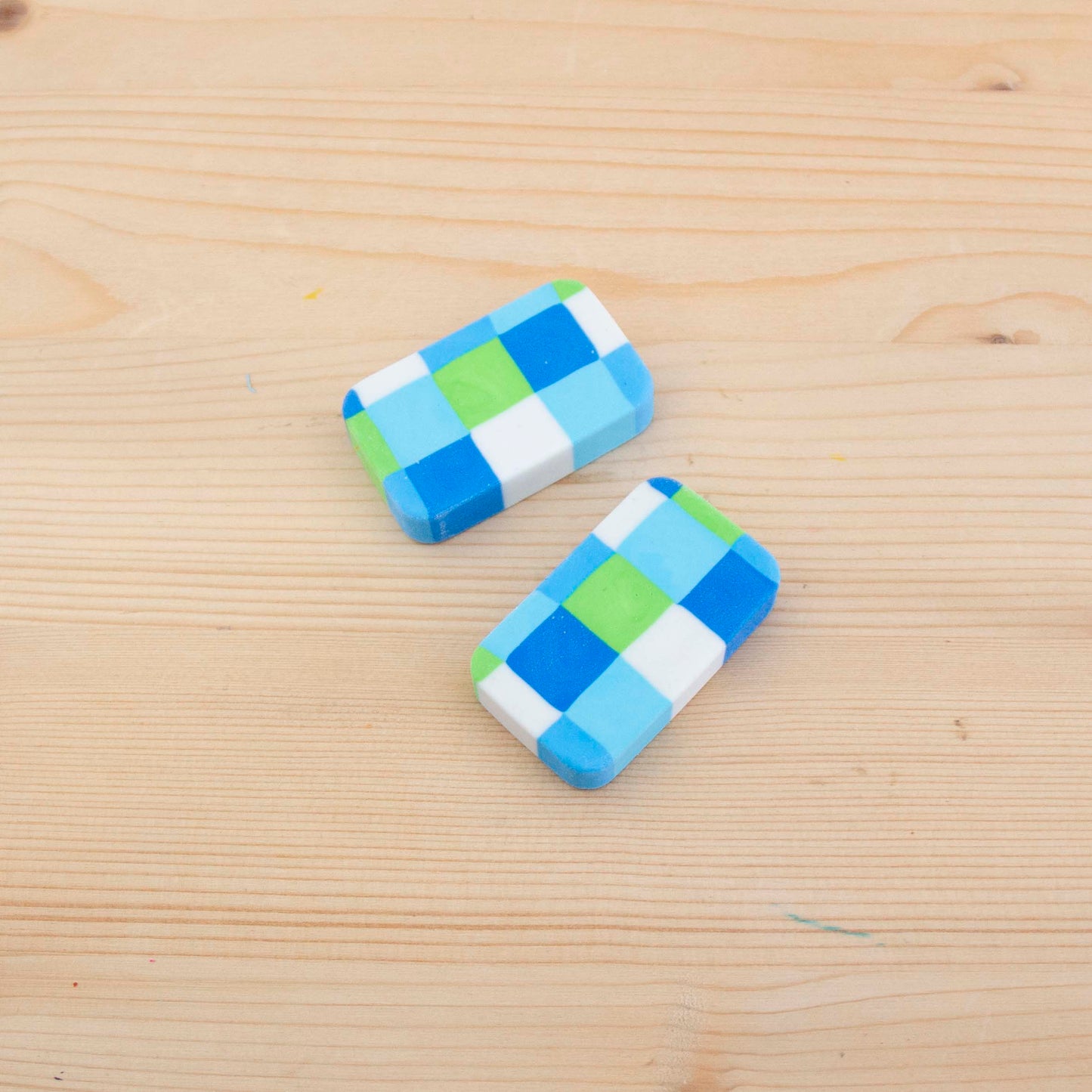 Kit 2 Borrachas Pixel Azul