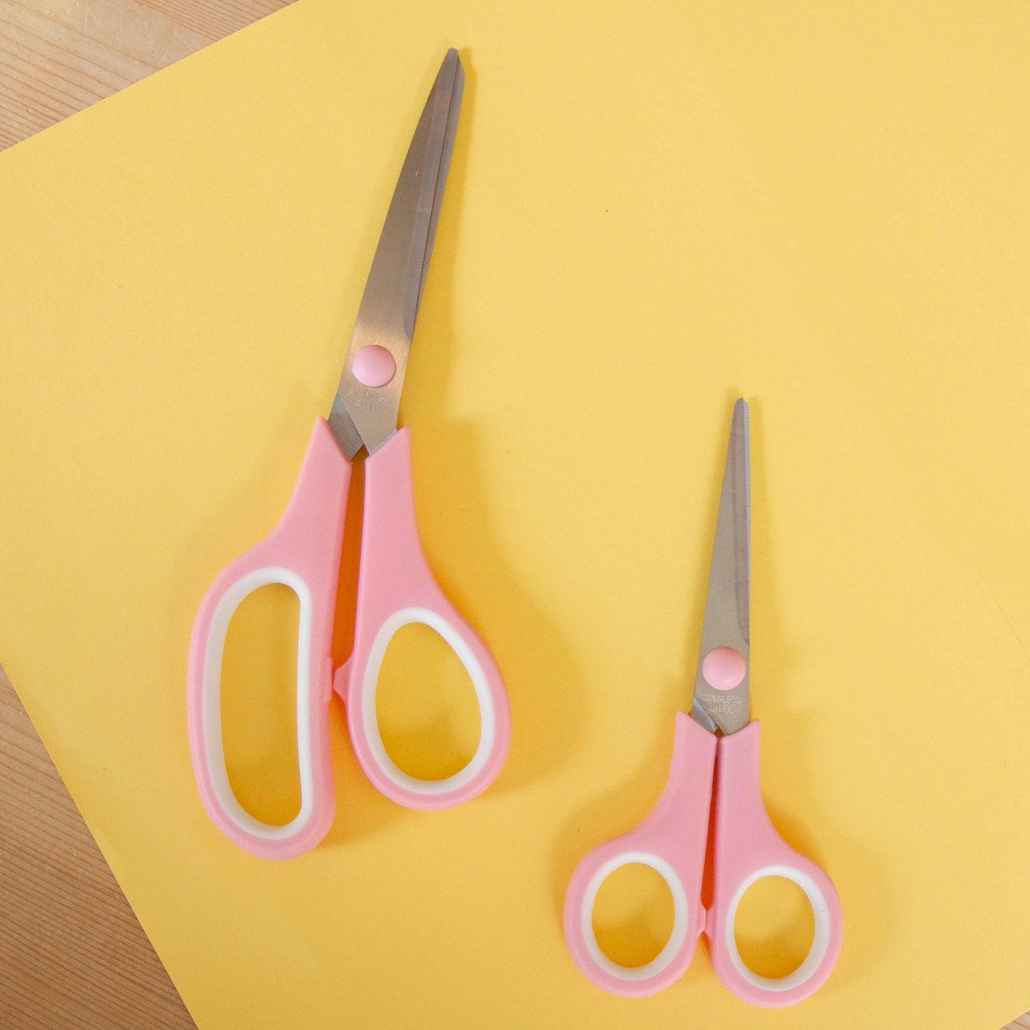 Kit 2 Tesouras Pastel Rosa
