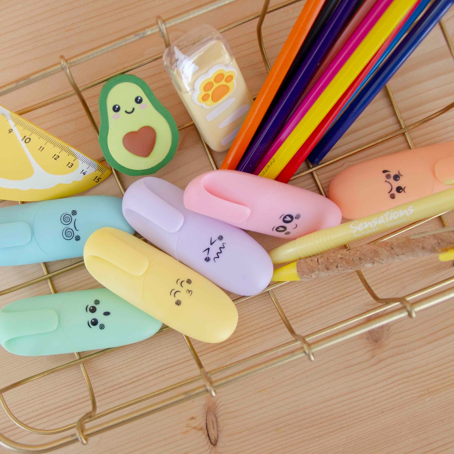 Kit Escola Happy (12 produtos)