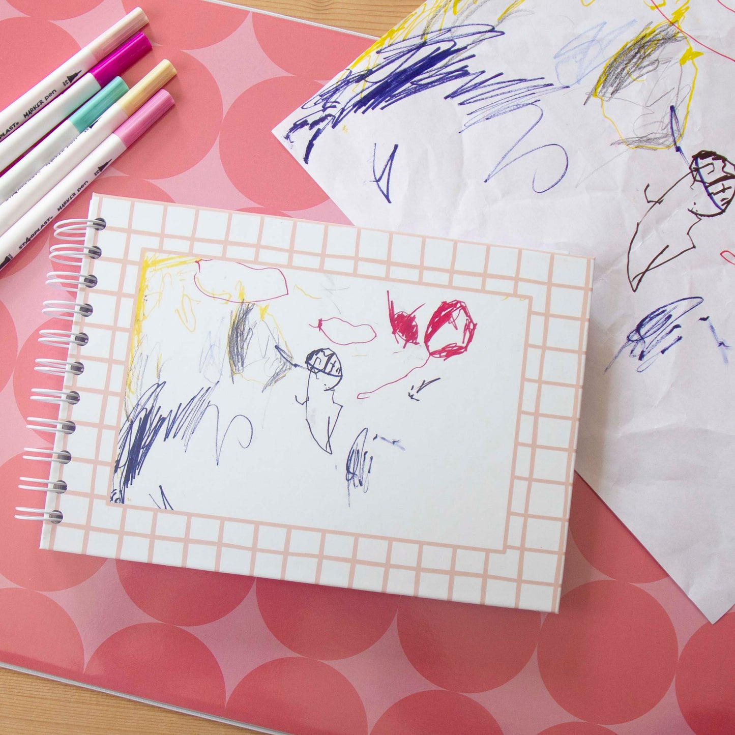 Caderno A5 Argolas PERSONALIZADO! :) Pequenos Artistas