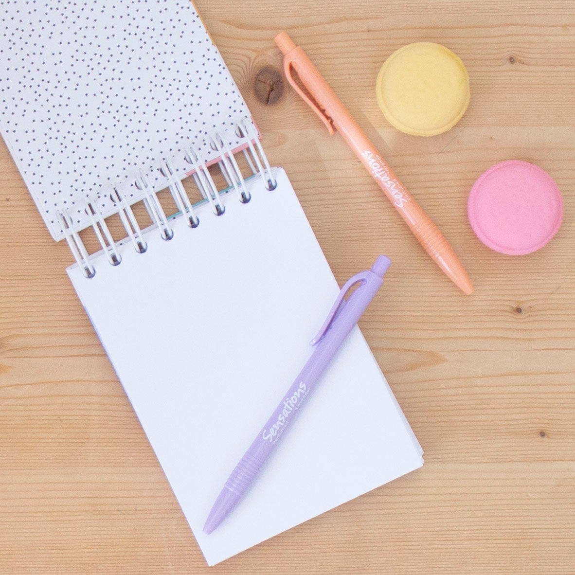 Caderno A6 Argolas Topo Capa Dura RAINBOW