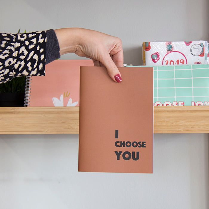 Caderno Agrafado A5 PAUTADO Kanki I choose You Brown