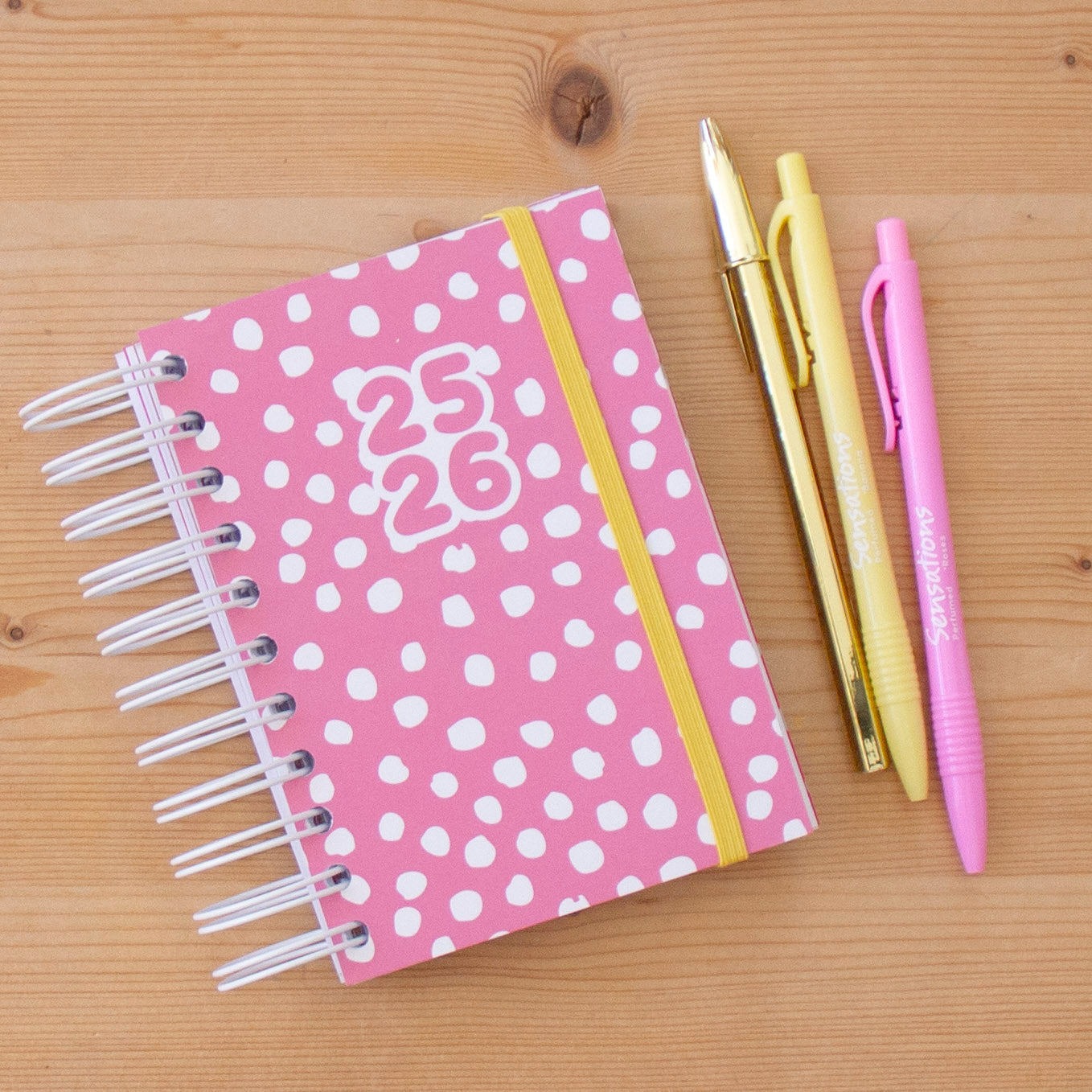 PRÉ-VENDA Agenda A6 Diária 2025/2026 Capa Dura DOTS SWEET