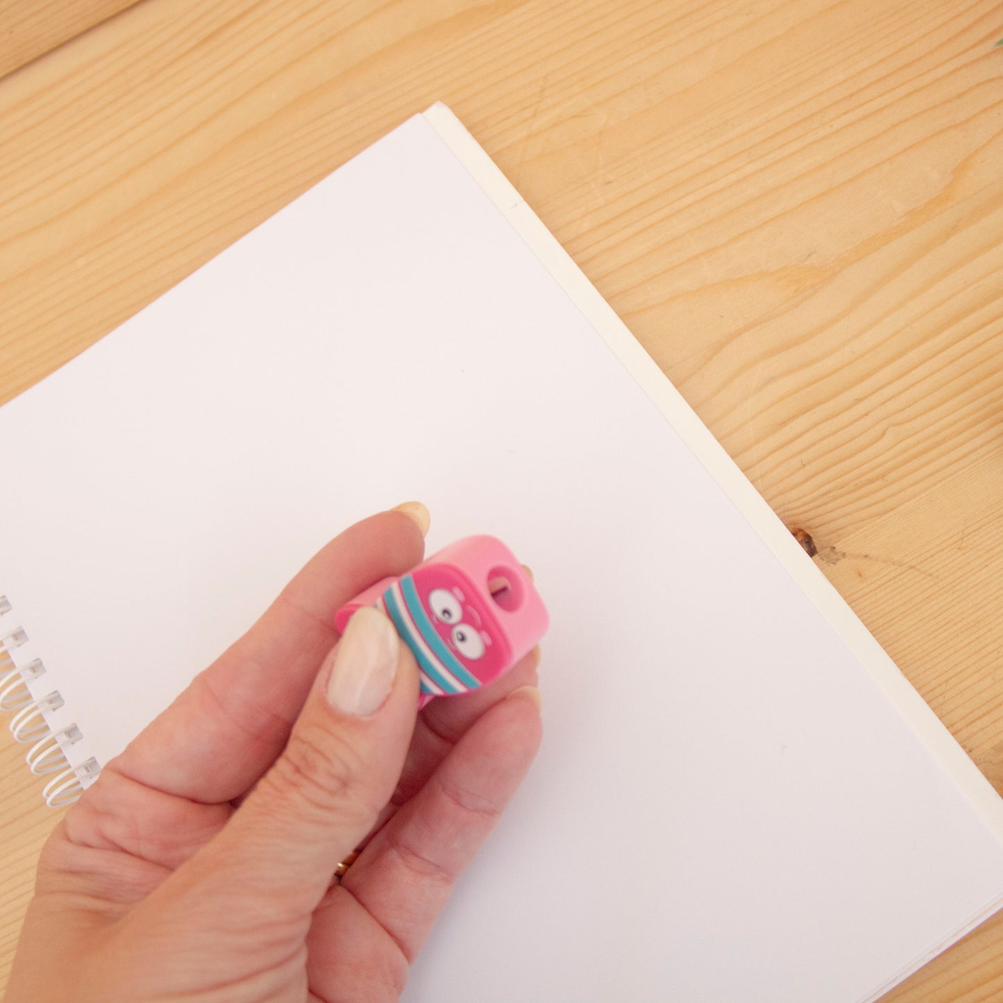 Afia Simples Funny Fish ROSA