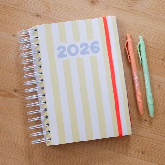 PRÉ-VENDA Agenda A5 Semanal 2026 Capa Dura YELLOW STRIPES