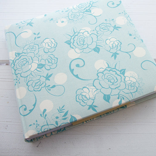 Álbum 22 x 22 tecido 587