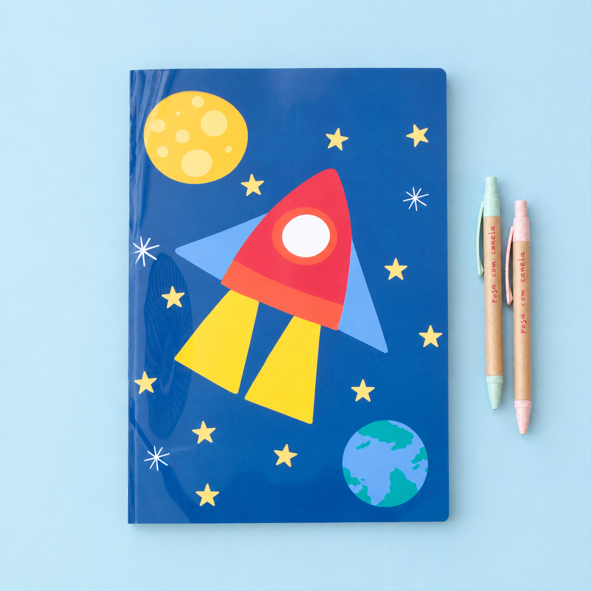 Caderno Agrafado A4 PET Pautado BOY ROCKET