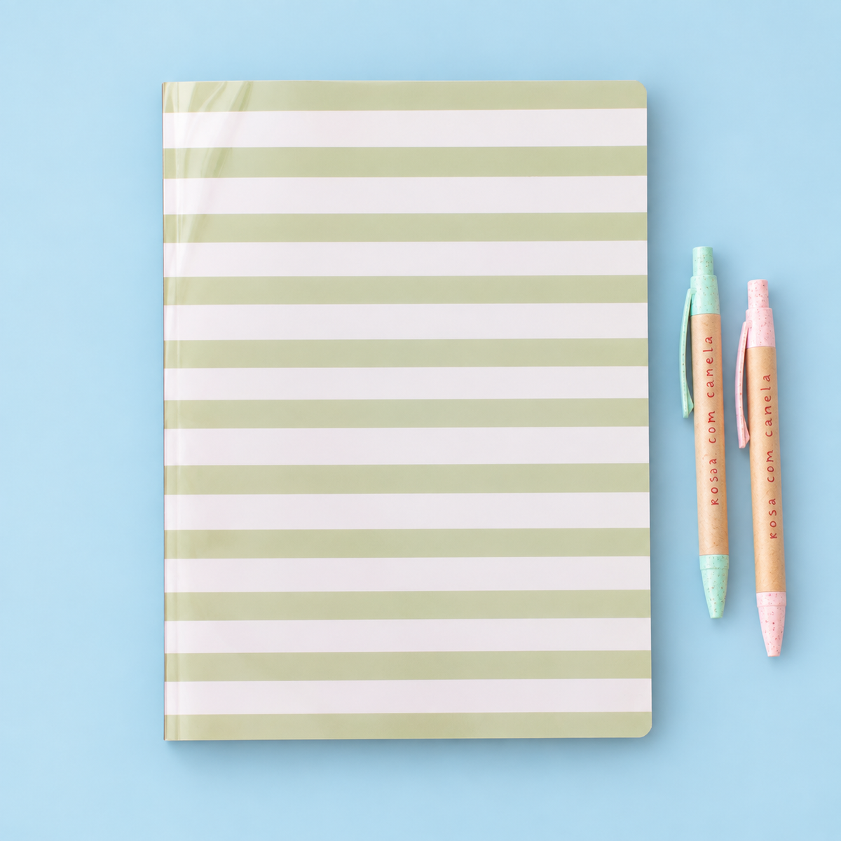 Caderno Agrafado A4 PET Pautado FLOWERS GREEN STRIPES