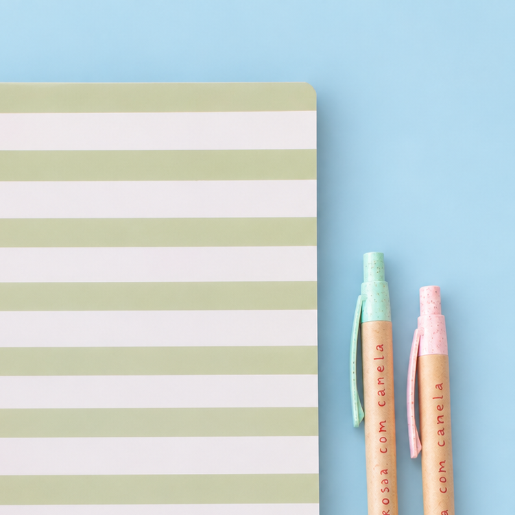 Caderno Agrafado A4 PET Pautado FLOWERS GREEN STRIPES