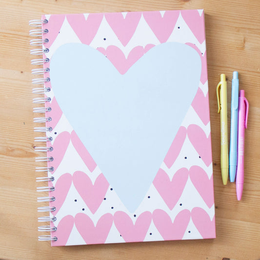 Caderno A4 Capa Dura Pautado (100 FL) PINK HEARTS