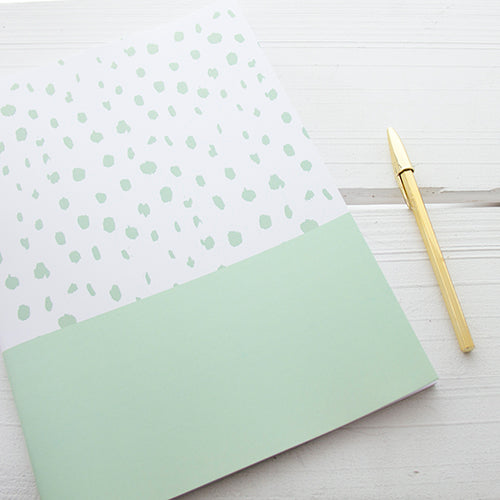 Caderno Agrafado A4 PAUTADO Mint Snow