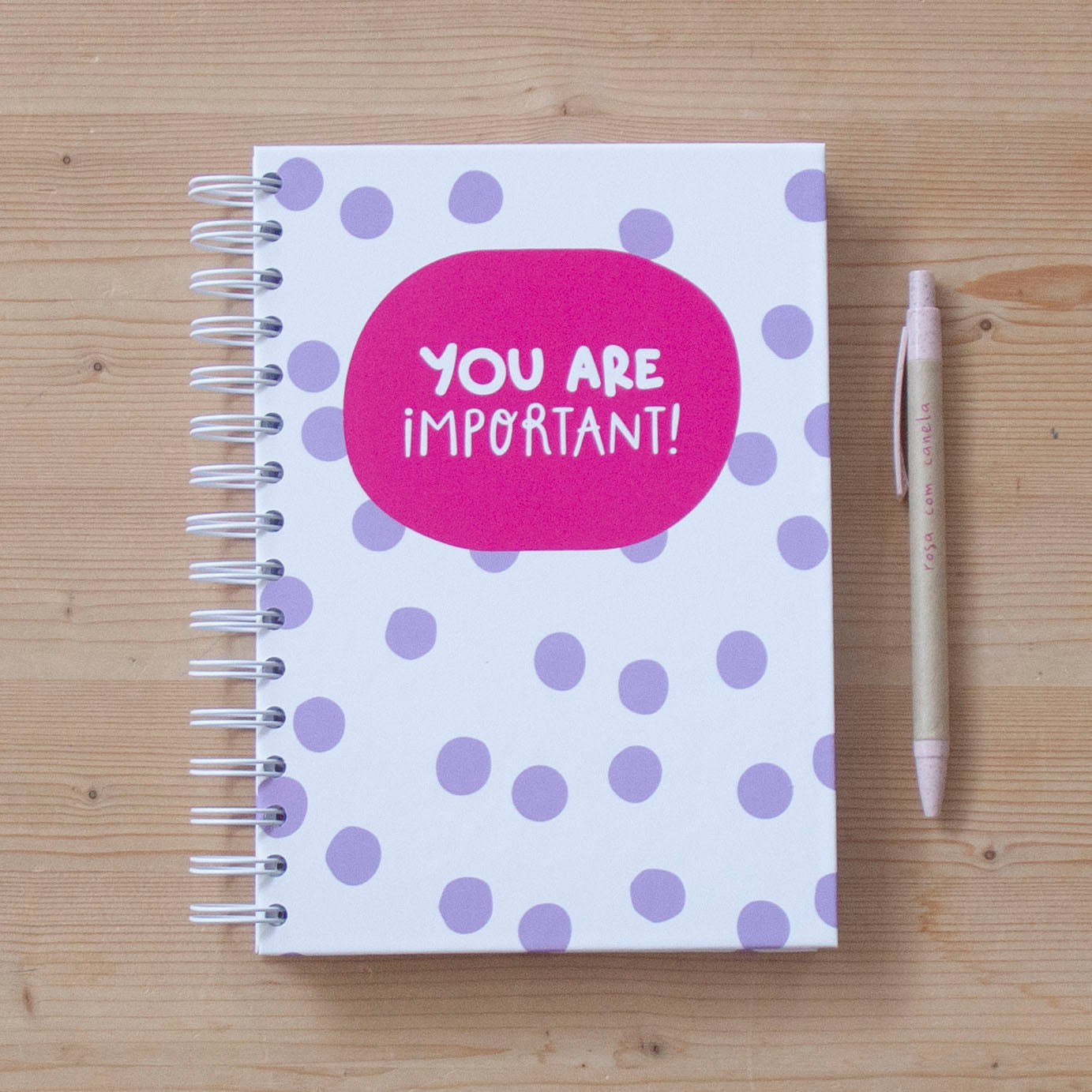 Caderno A5 Argolas (LISO) DOTS LAVANDA