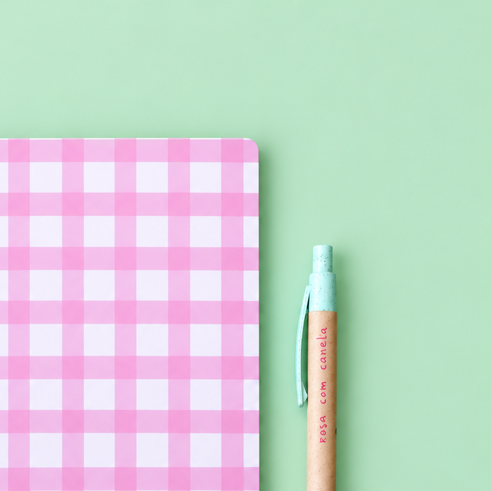 Caderno Agrafado A5 PET Pautado VICHY ROSA