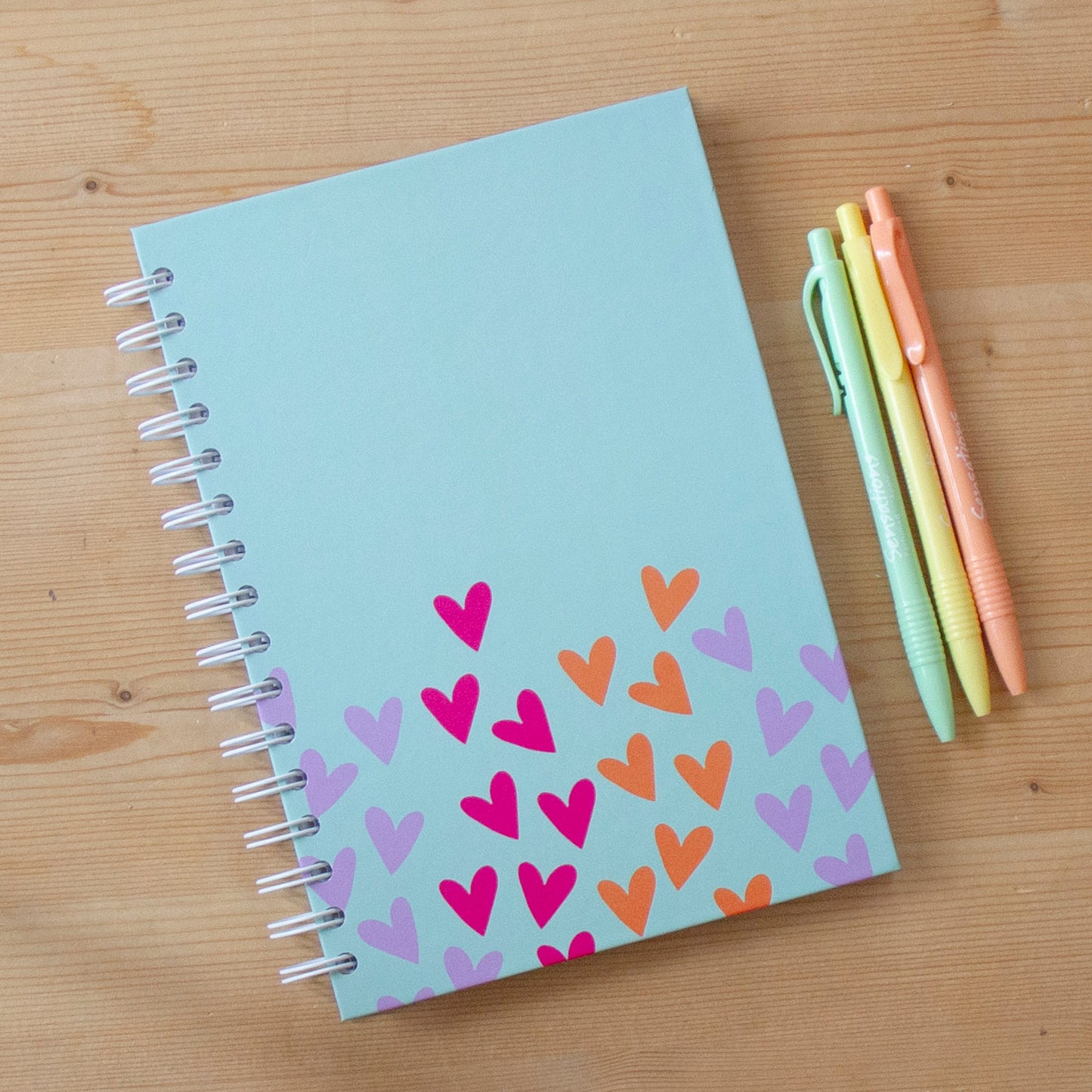 Caderno A5 Capa Dura Pautado (100 FL) COLOR HEARTS