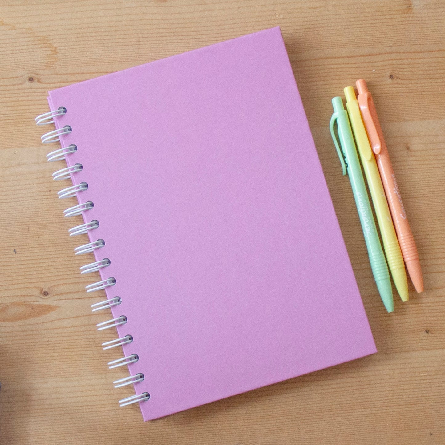 Caderno A5 Capa Dura Pautado (100 FL) PINK