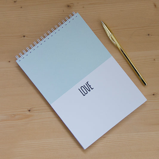 Caderno A5 Argolas Topo Capa Mole LOVE