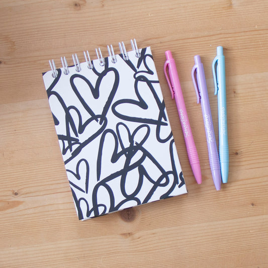 Caderno A6 Argolas Topo Capa Dura HEARTS